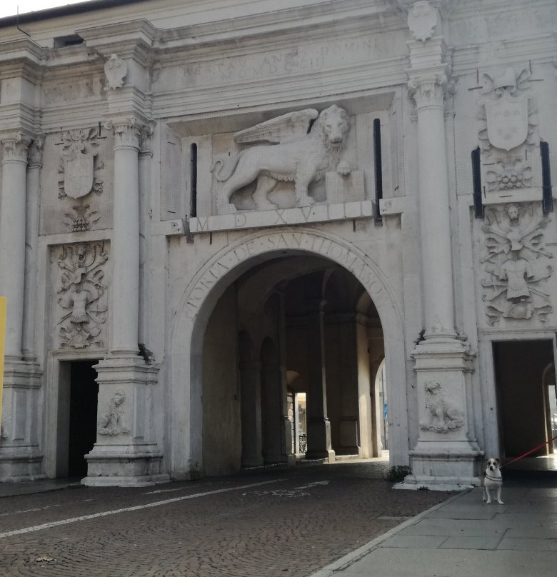 Porta San Tomaso-特雷维索必去景点