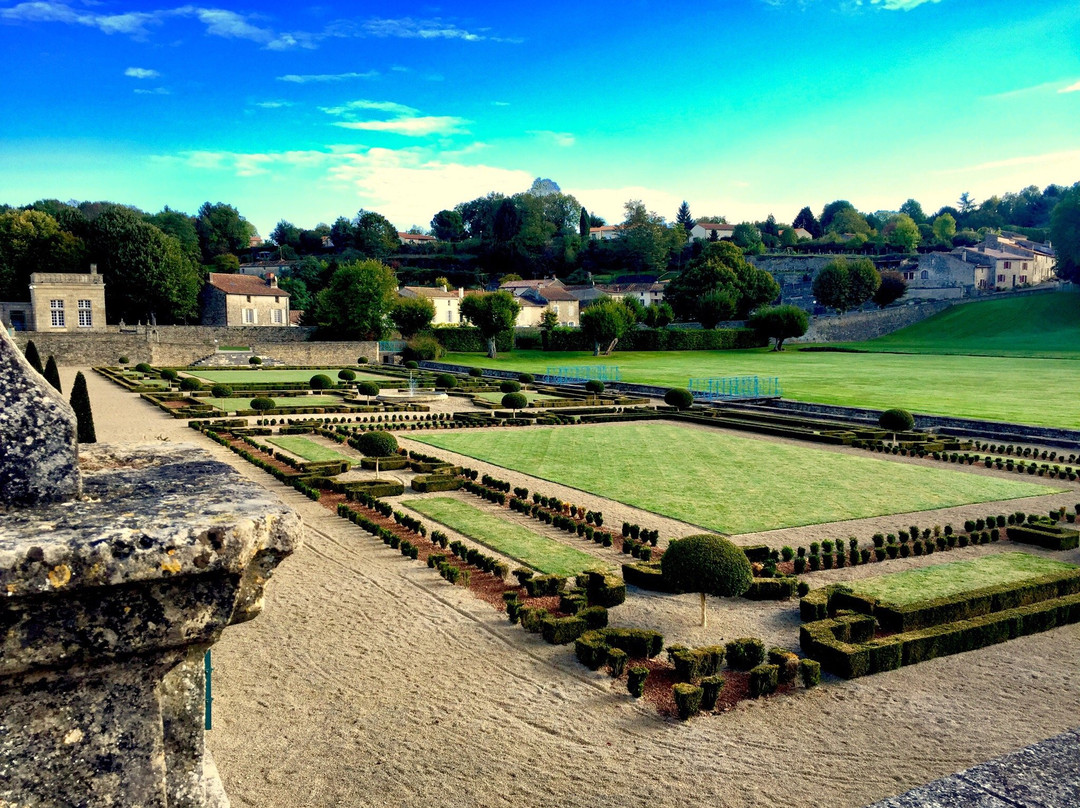 Celles-sur-Belle旅游攻略图片
