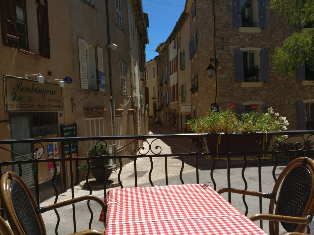 Chateaudouble餐馆和美食-Bar Brasserie Chez Fanfan