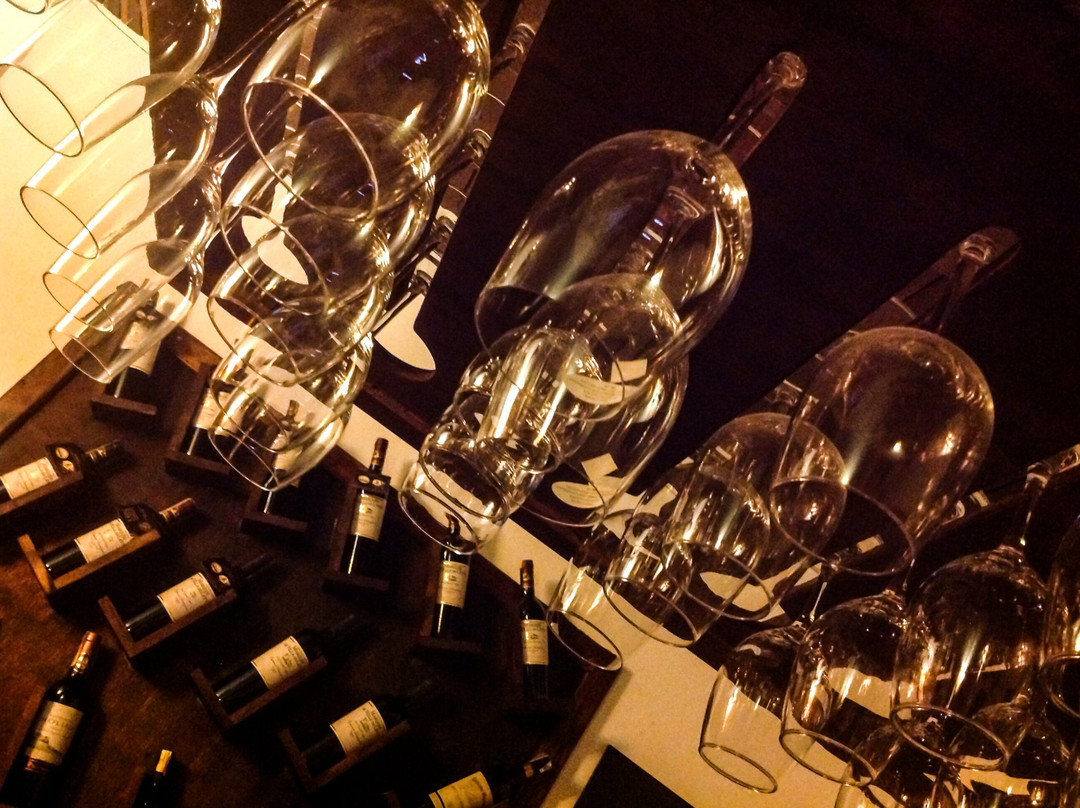 El Roble旅游景点-Dolce Vid Wine Bar