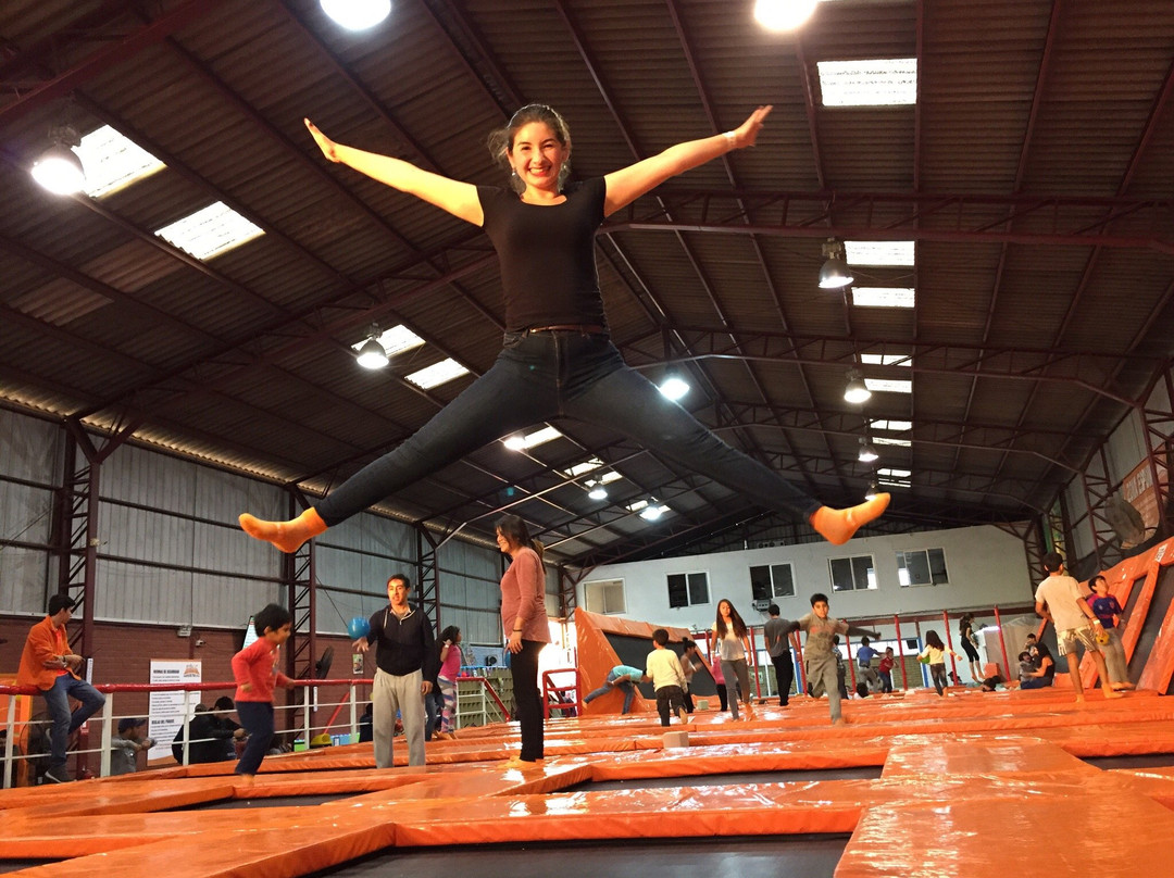 RedKids Trampoline Park景点图片