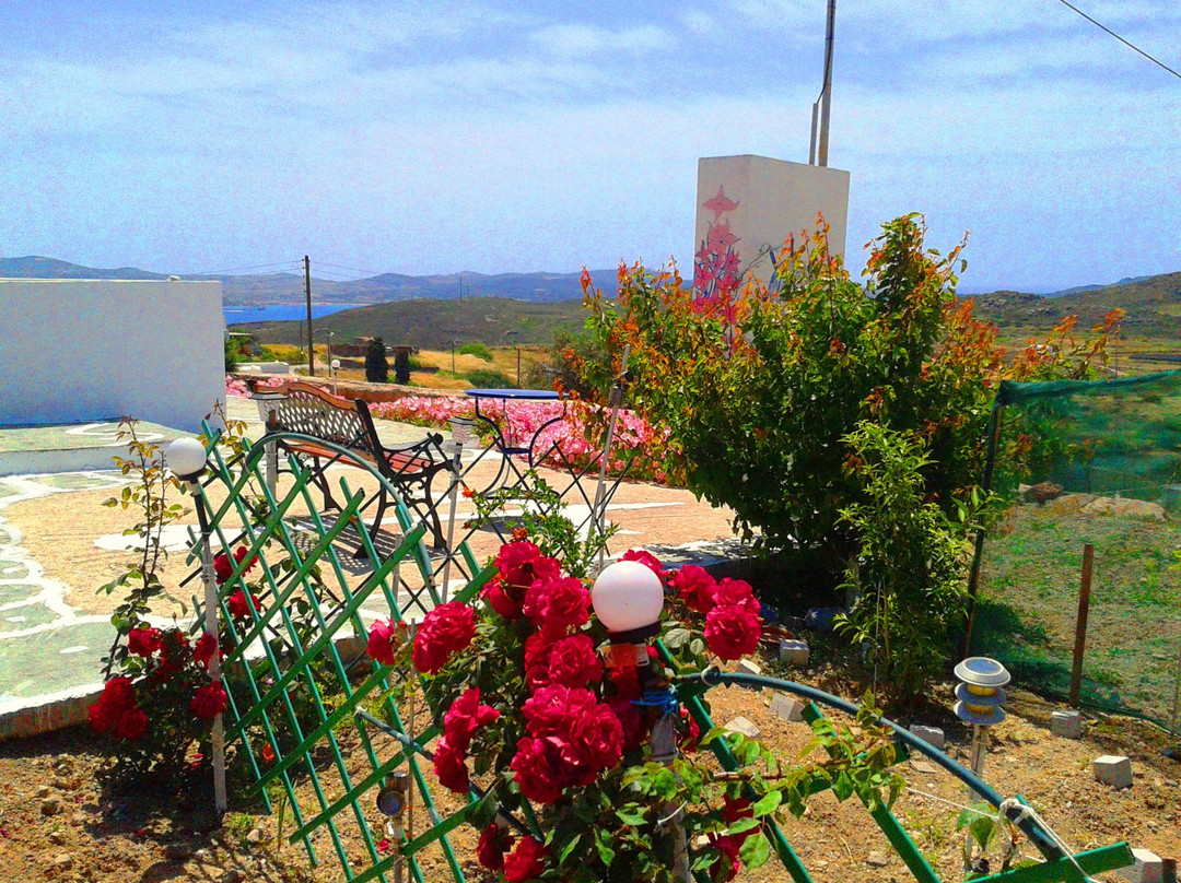 Georgia Rooms Milos