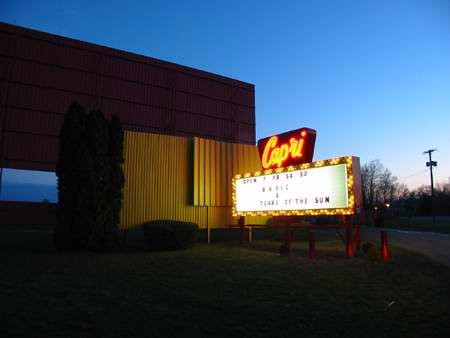 Capri Drive-in Theater景点图片