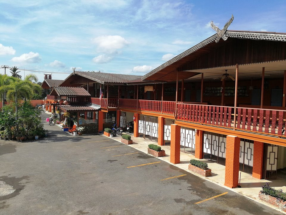 挽坤弟酒店住宿-Pueng Luang Hotel