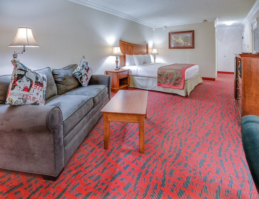 Ramada by Wyndham Metairie New Orleans Airport