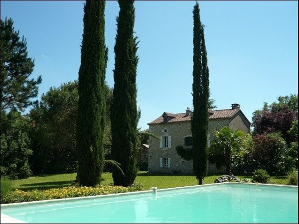 Les Vitarelles en Quercy-官方