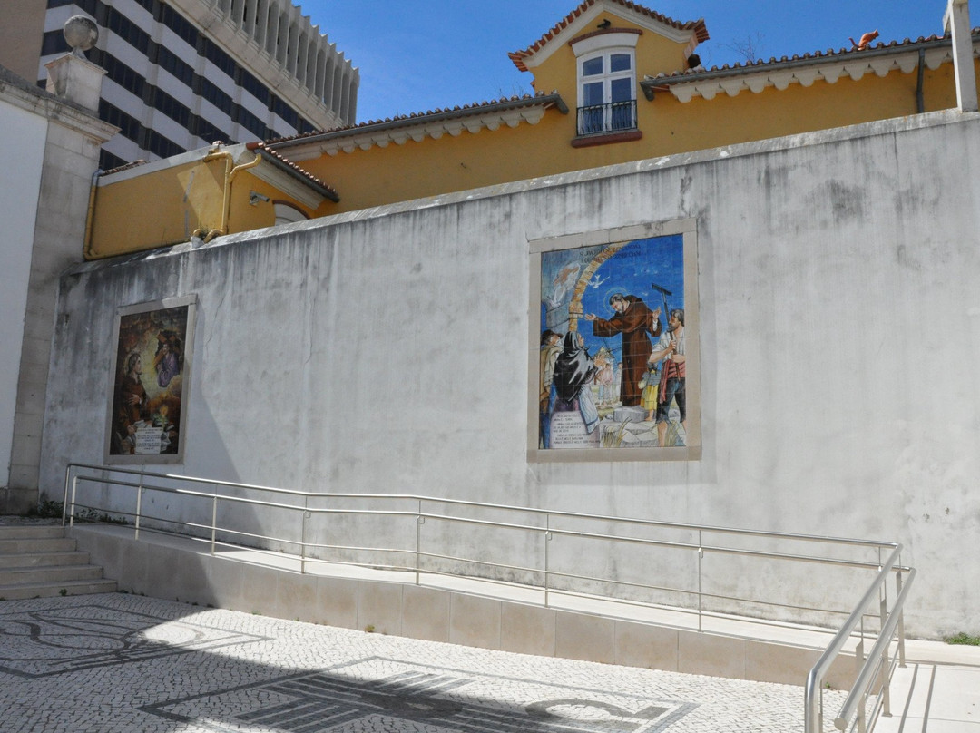 Carmo Church-阿威罗必去景点
