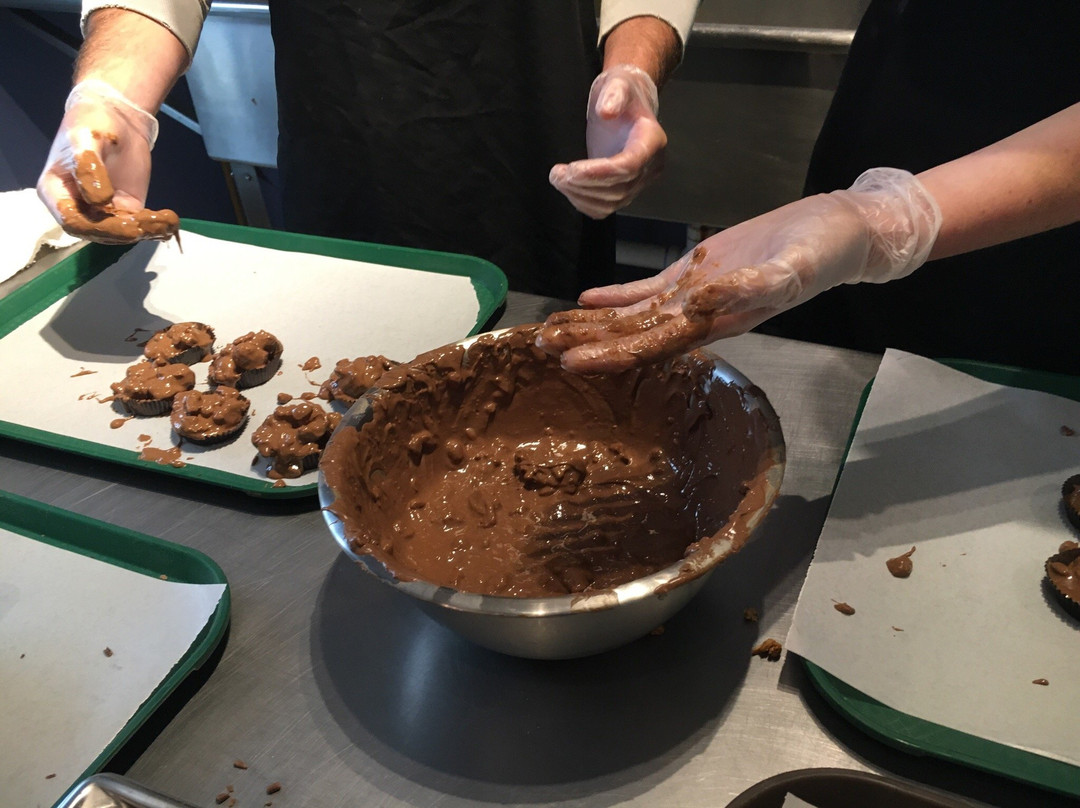 Laughing Moon Chocolates-斯托必去景点