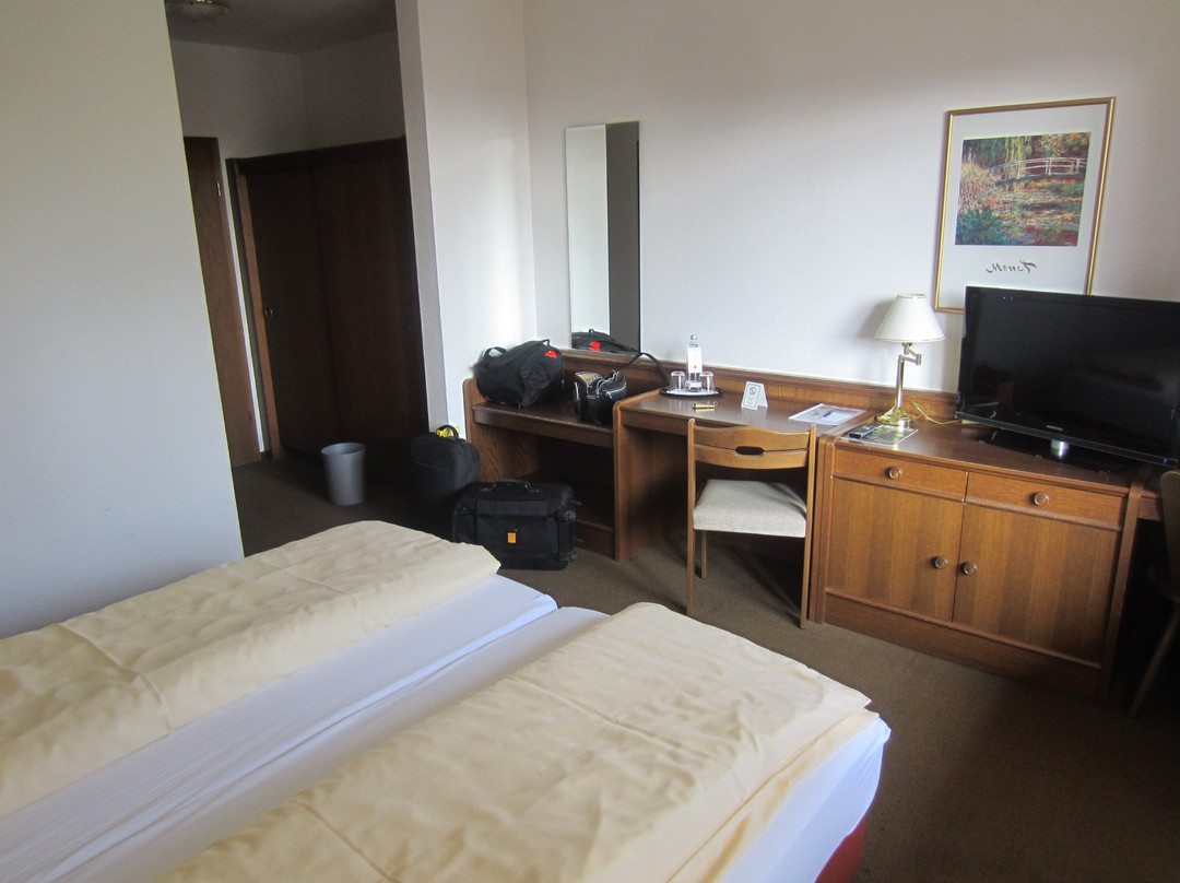 Zum Bueraberg Hotel-Restaurant主图