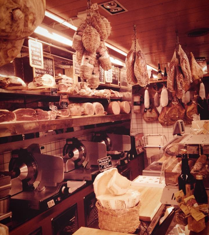 Gastronomia Jolly-福贾必去景点