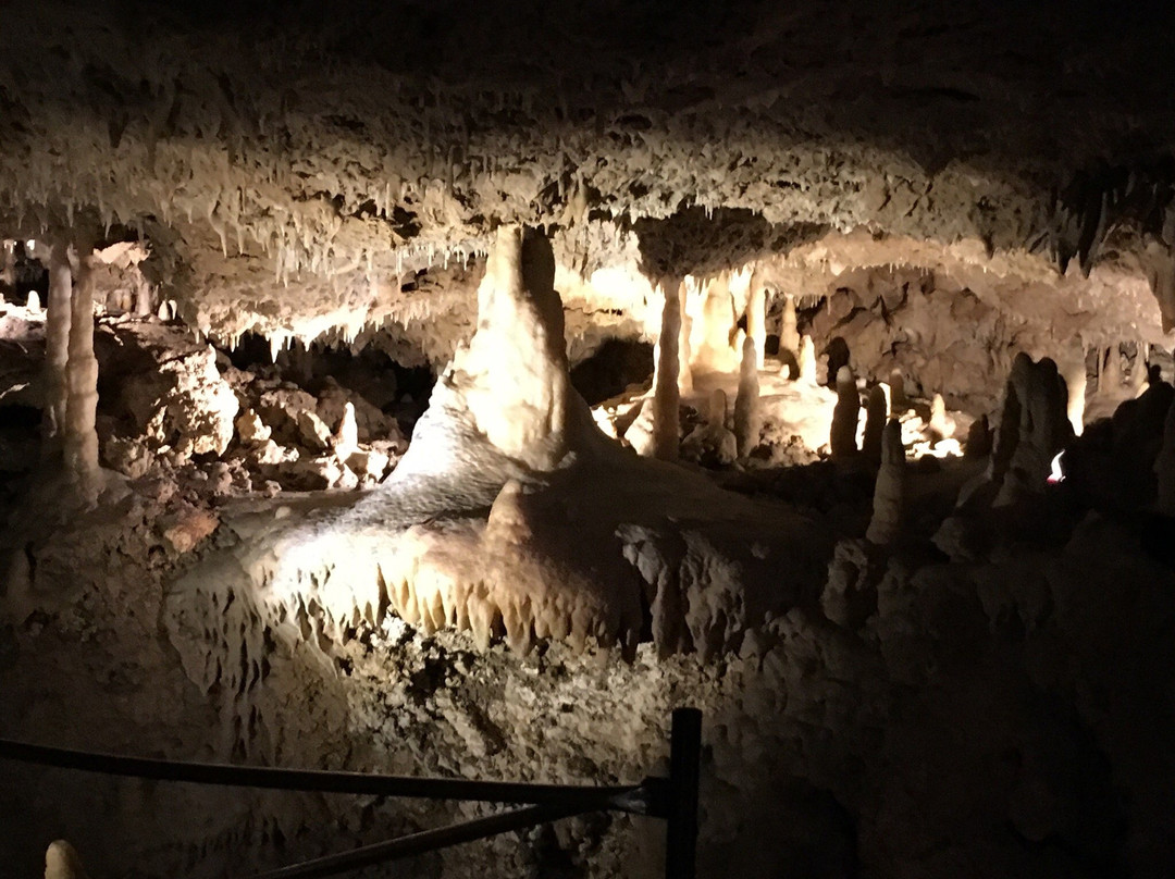 Grottes de Fontirou景点图片