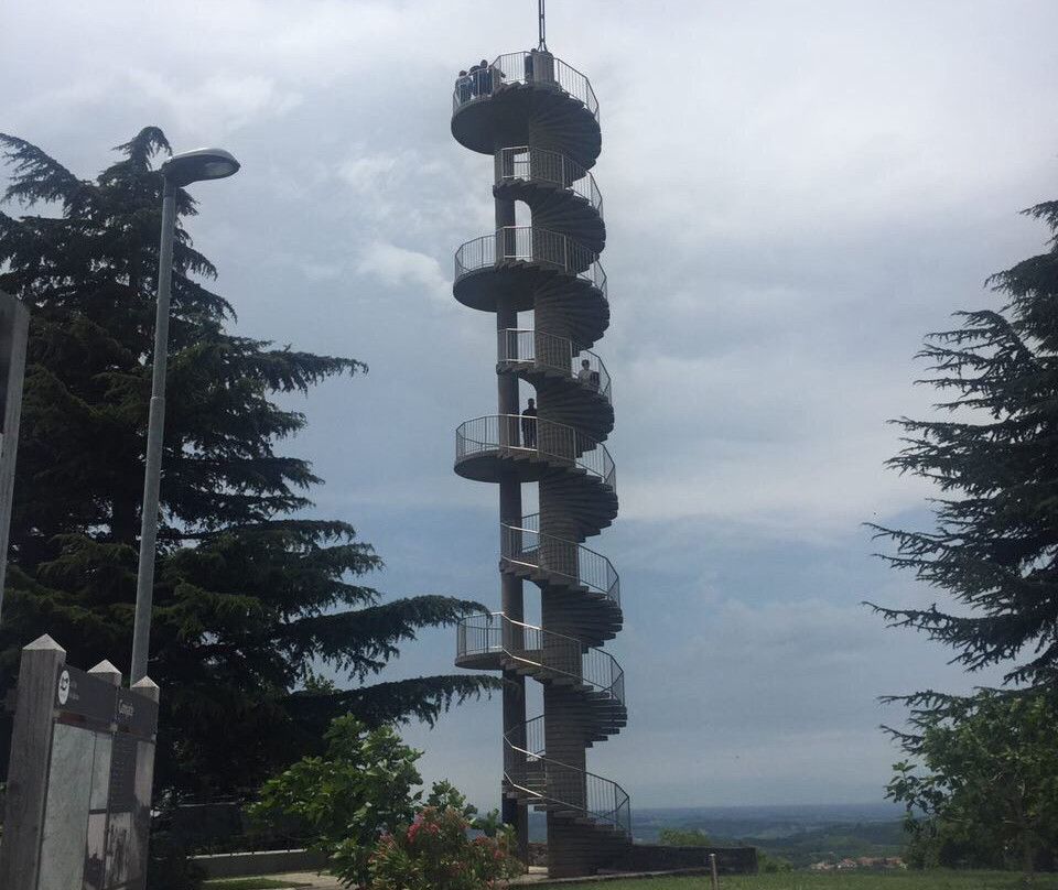 Gonjace Lookout Tower景点图片