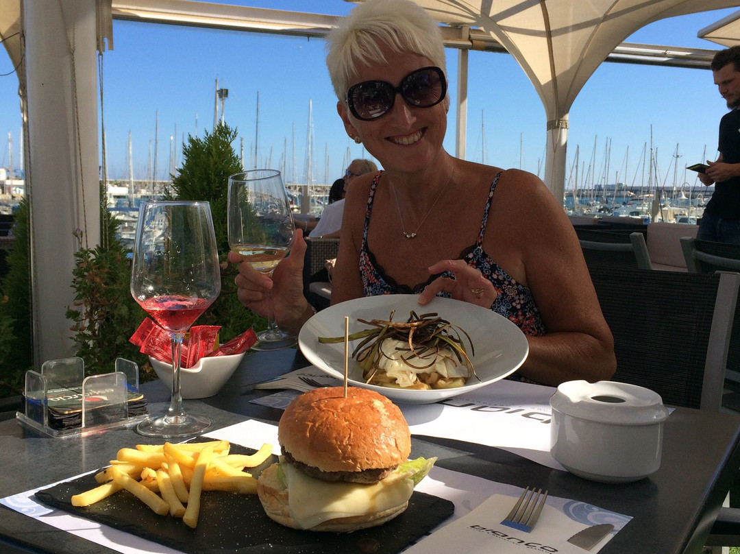 Bianco sea club