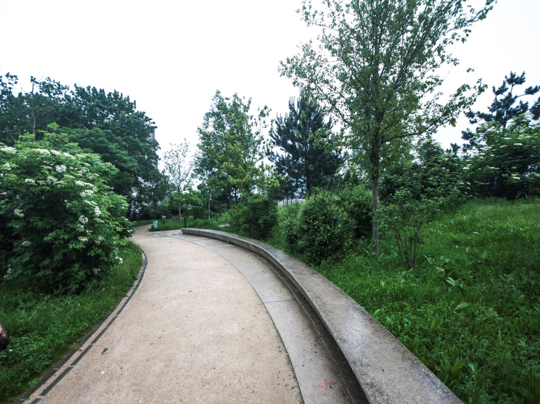 Jardin Serge Gainsbourg景点图片