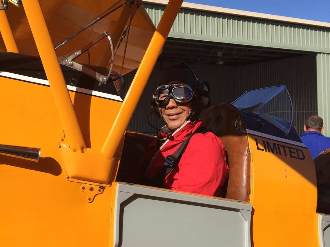 Tiger Moth Adventure Flights-巴瑟尔顿必去景点