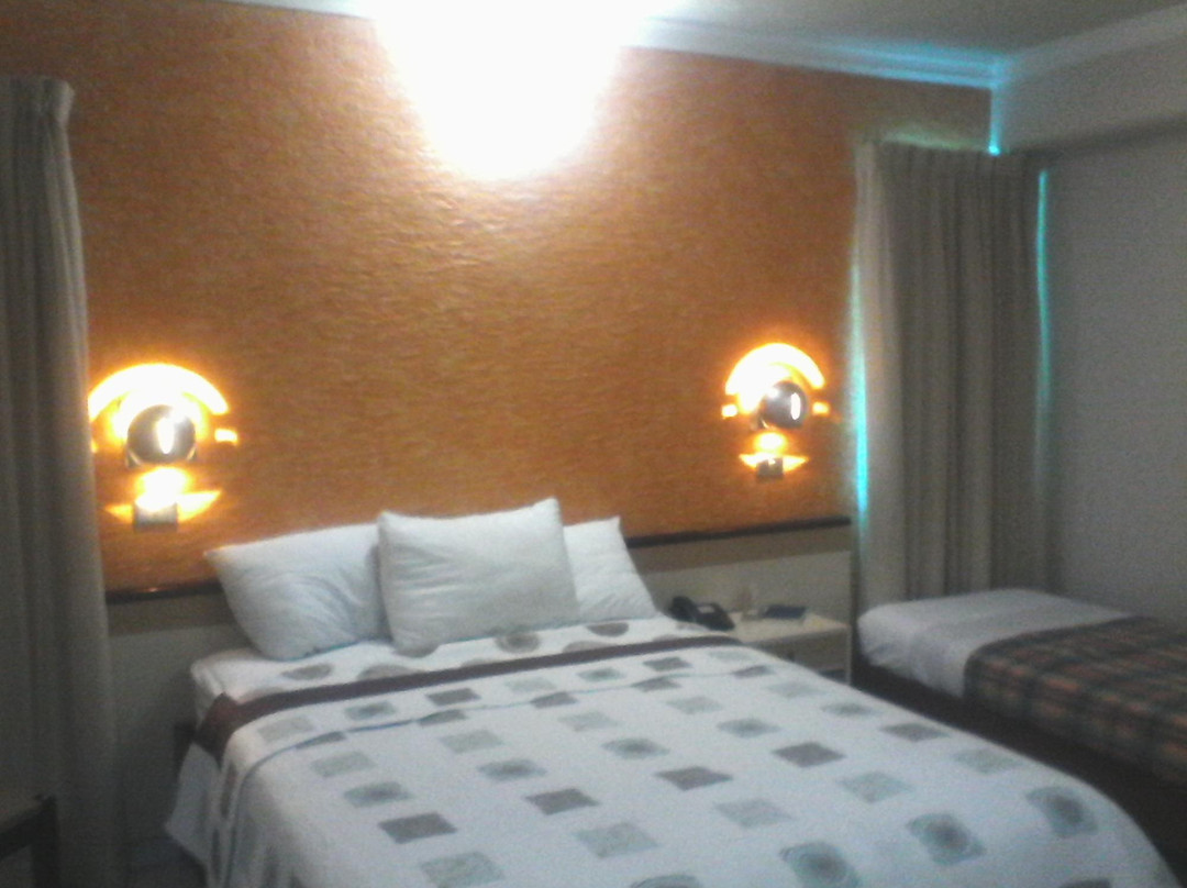 Hotel Bristol