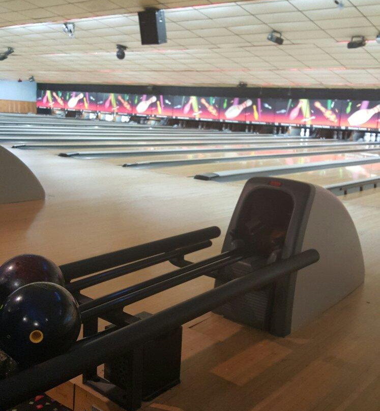 DeLuna Lanes Bowling Center景点图片