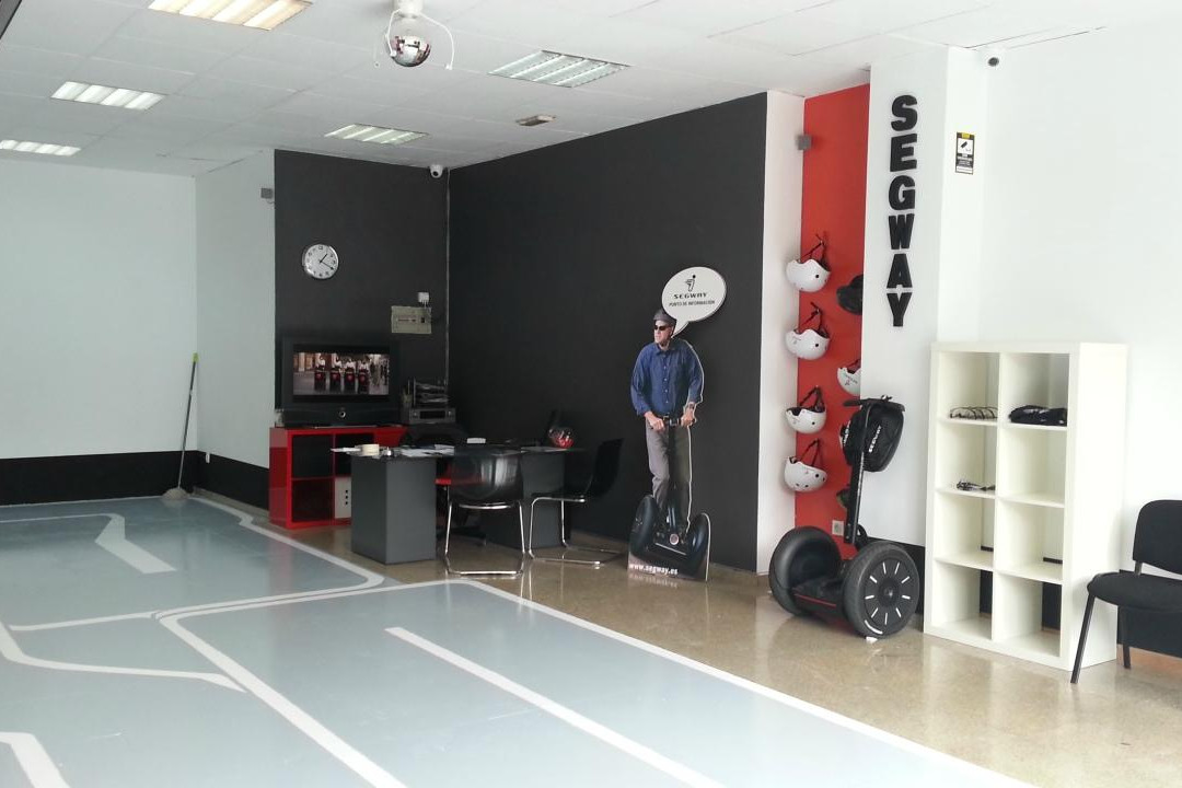 Segway Discover Oviedo 360-奥维耶多必去景点