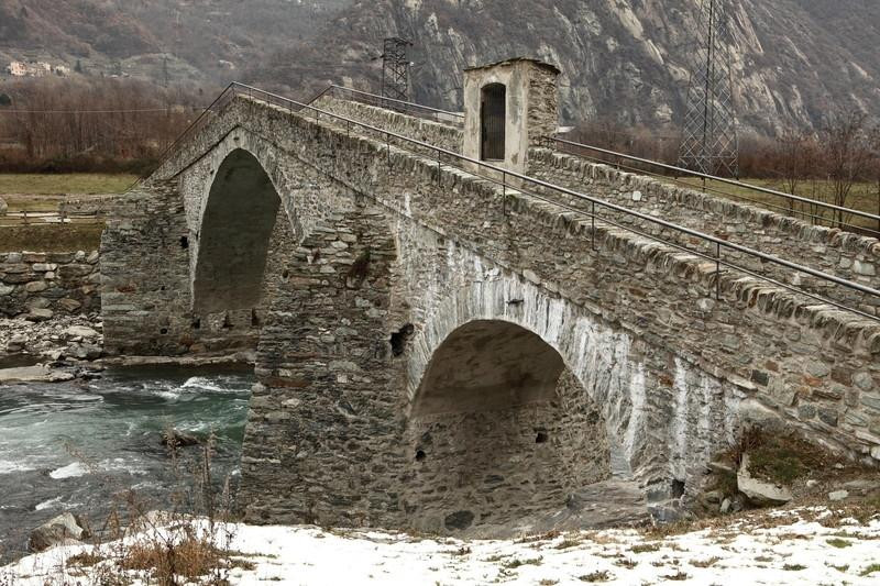 Ponte di Echallod景点图片