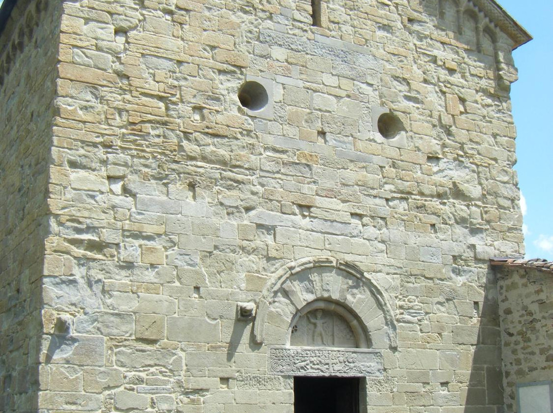 Badia di Santa Maria di Montepiano景点图片