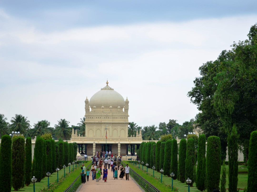 Gumbaz Burial Chamber景点图片