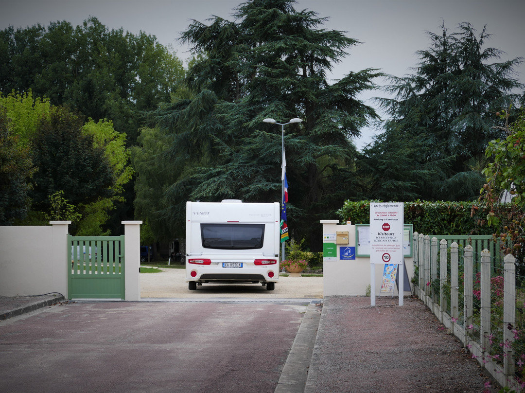 Camping Intercommunal Les Ormes