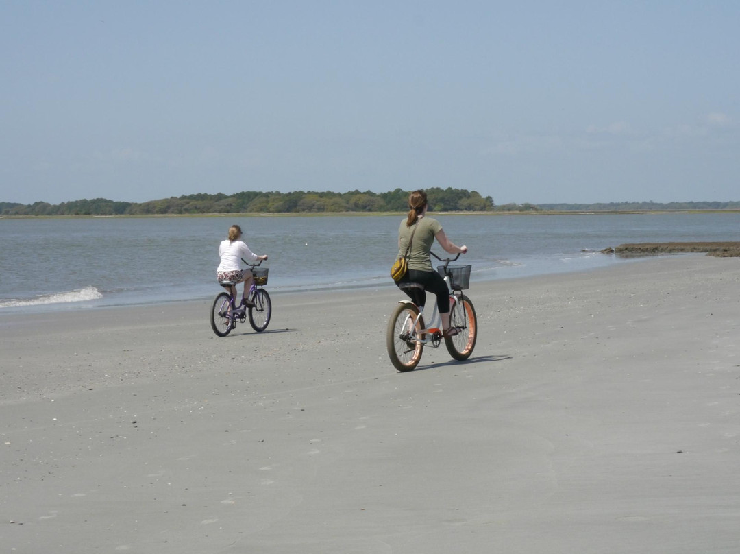 Cool Breeze Bikes-福利比奇必去景点