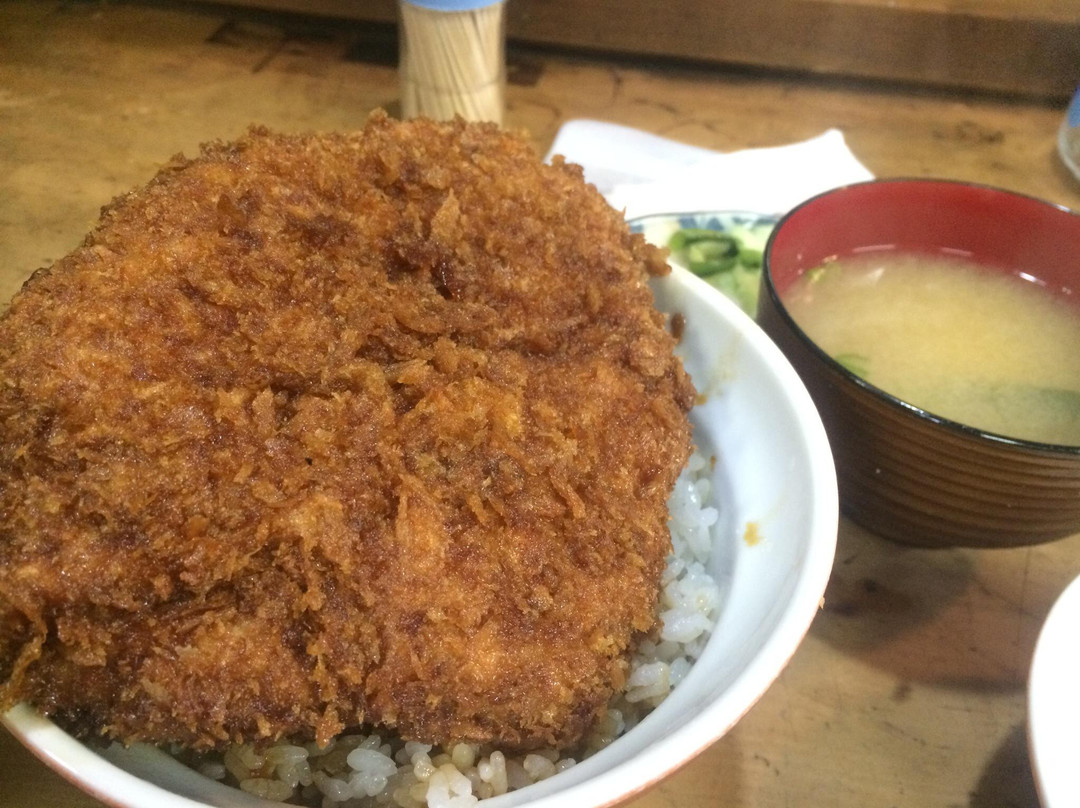 安田屋 日野田店