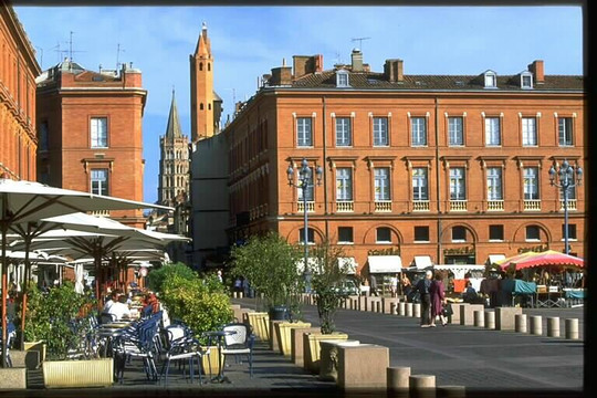 水星图卢兹圣乔治酒店