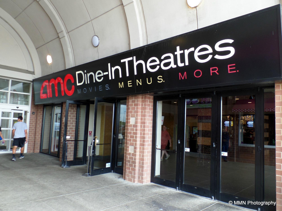 AMC Dine-In Theatres Menlo Park 12景点图片