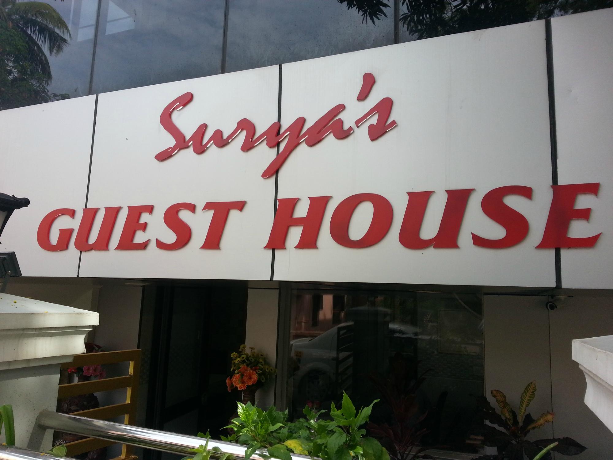 Surya's Guest House-浴室
