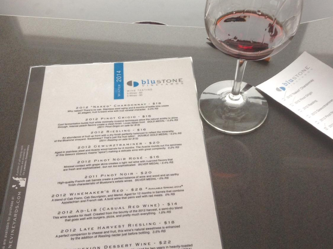 Blustone Vineyards景点图片