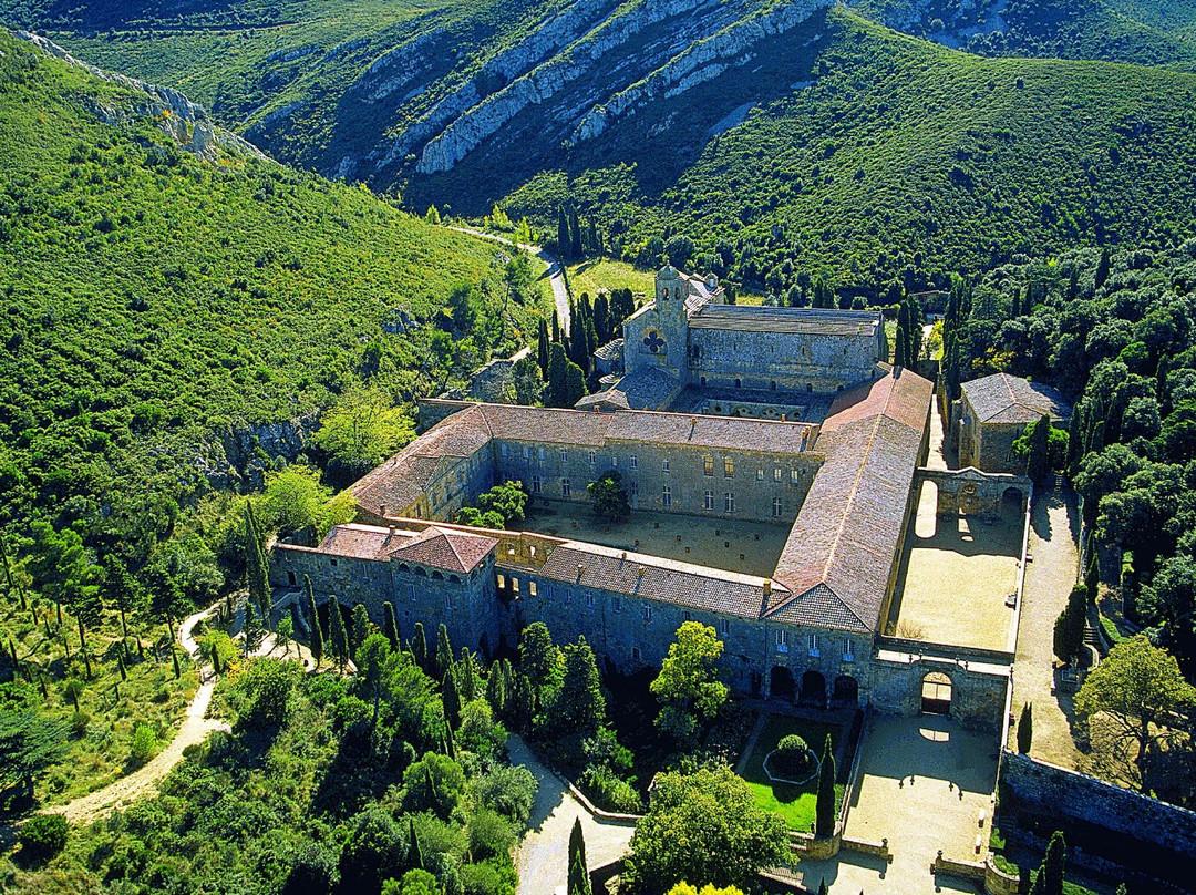 Abbaye De Fontfroide-纳博讷必去景点
