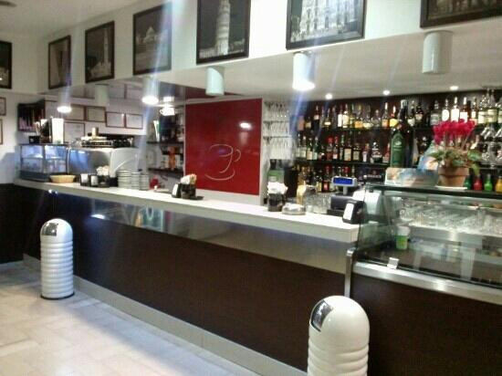 Grand'Italia Caffè-Palagianello必去景点