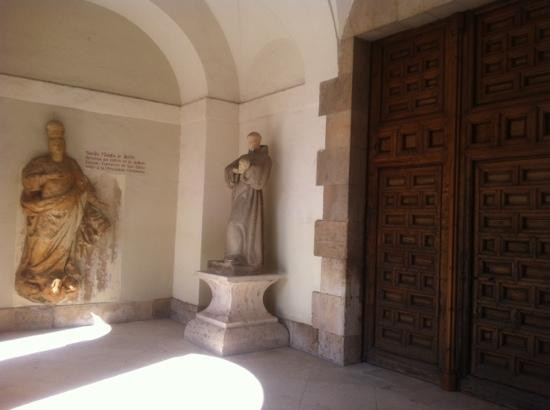 Convento de San Juan de la Penitencia-阿尔卡拉-德-哈纳雷斯必去景点