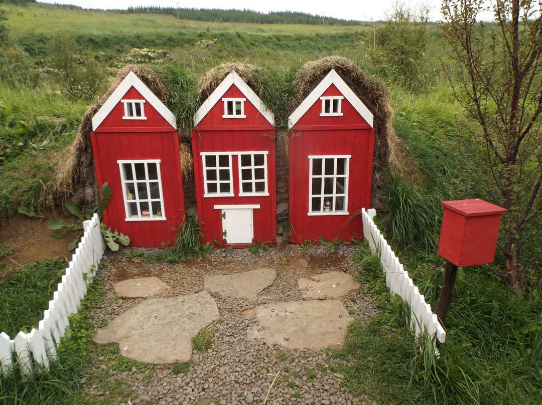 Christmas Garden-阿克雷里必去景点