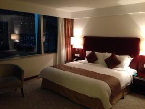 上海中港汇雅高铂尔曼大酒店主图