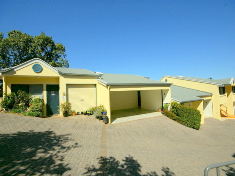 Hospital Grove Apartments
