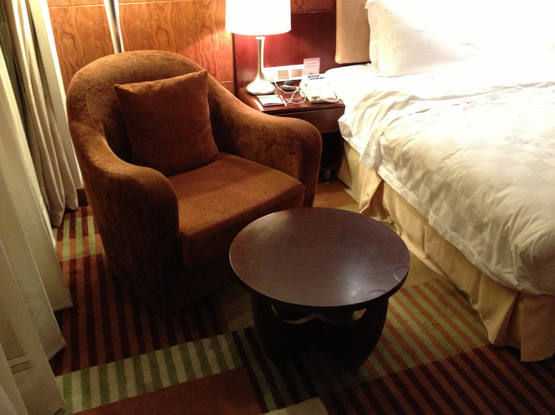 华瑞丹枫建国饭店主图