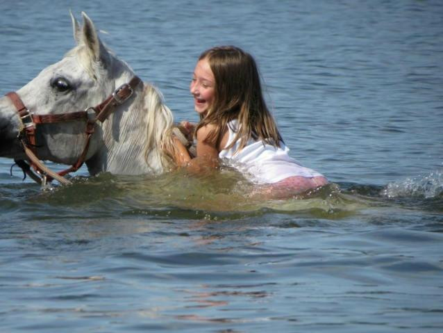 Sandy Hooves Horse Adventures-布雷登顿必去景点