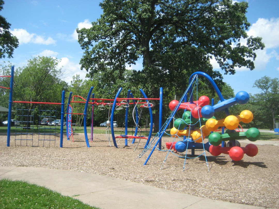 Fejervary Park and Aquatic Center-达文波特必去景点