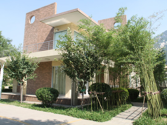 华山莲花山庄主图