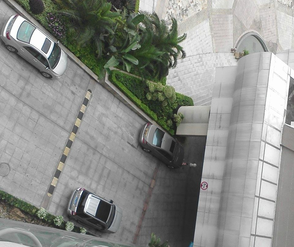 汤泉春天高尔夫酒店主图