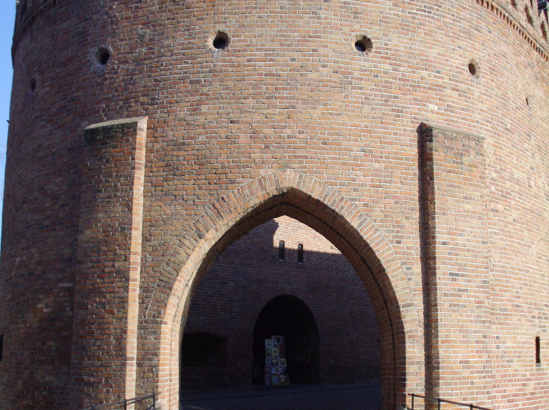 Warsaw Barbican (Barbakan Warszawski)景点图片