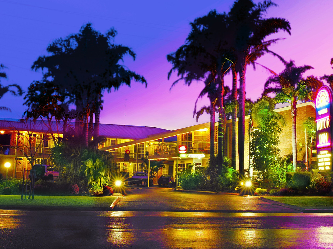 梅林布拉酒店住宿-蓝宝石水域汽车旅馆