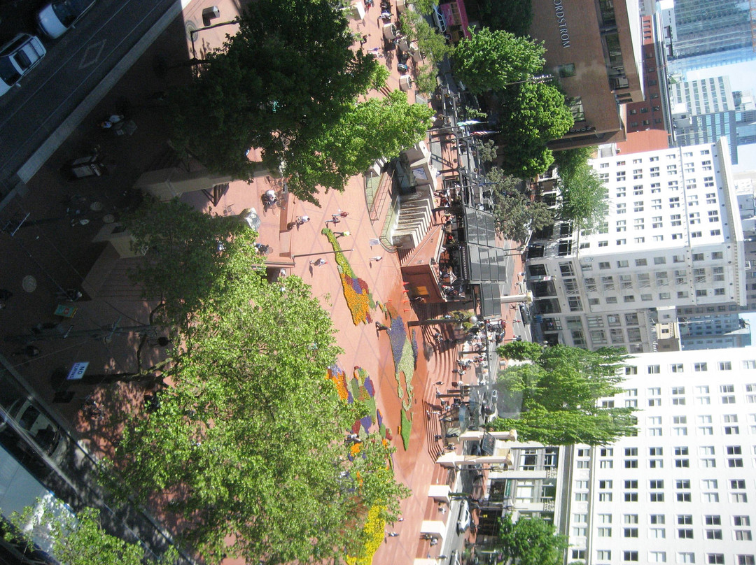 Pioneer Courthouse Square-波特兰必去景点