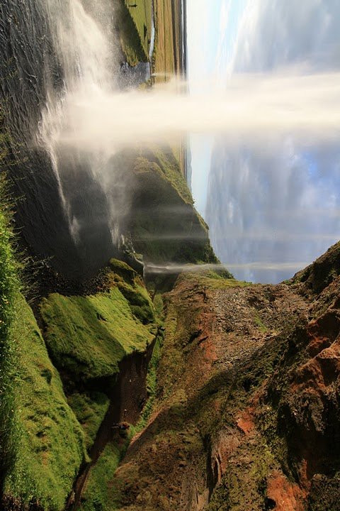 Seljalandsfoss-海拉必去景点