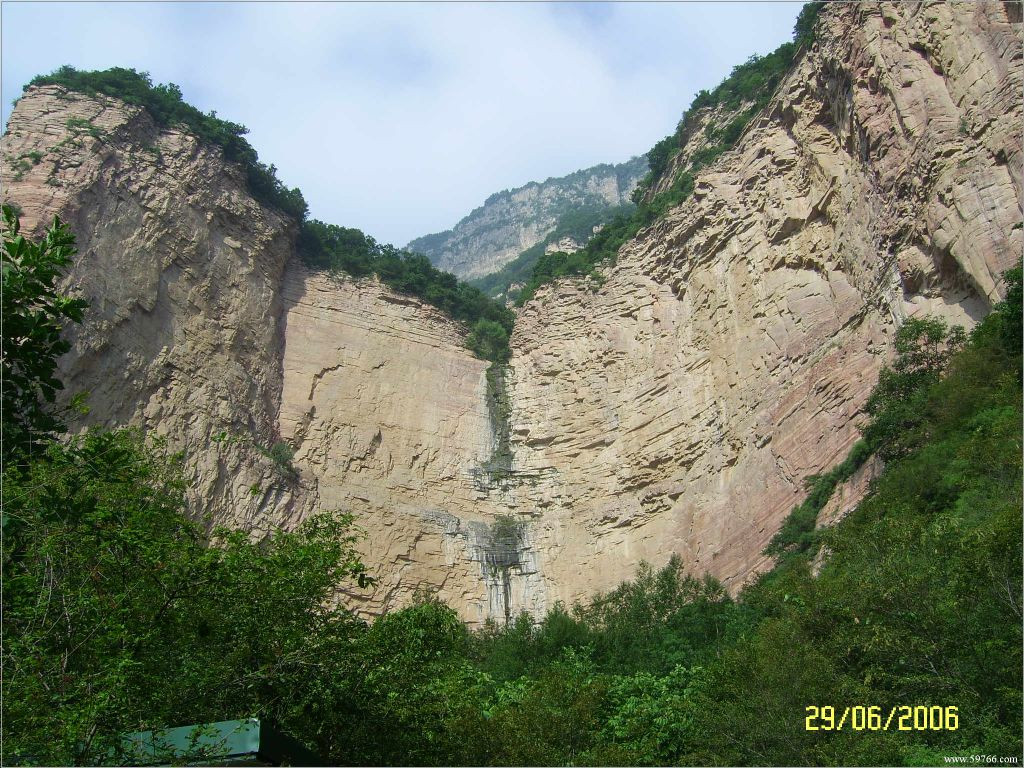嶂石岩风景名胜区-赞皇县必去景点