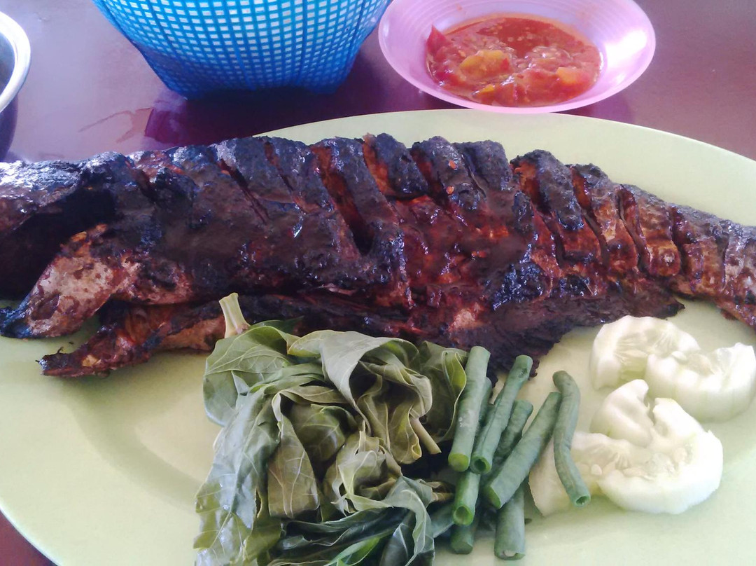 Kelumpang Hulu餐馆和美食-Depot Rezeki