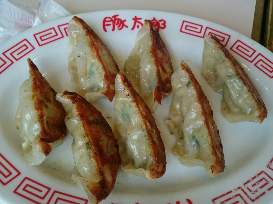 砥部町餐馆和美食-Butataro Tobe